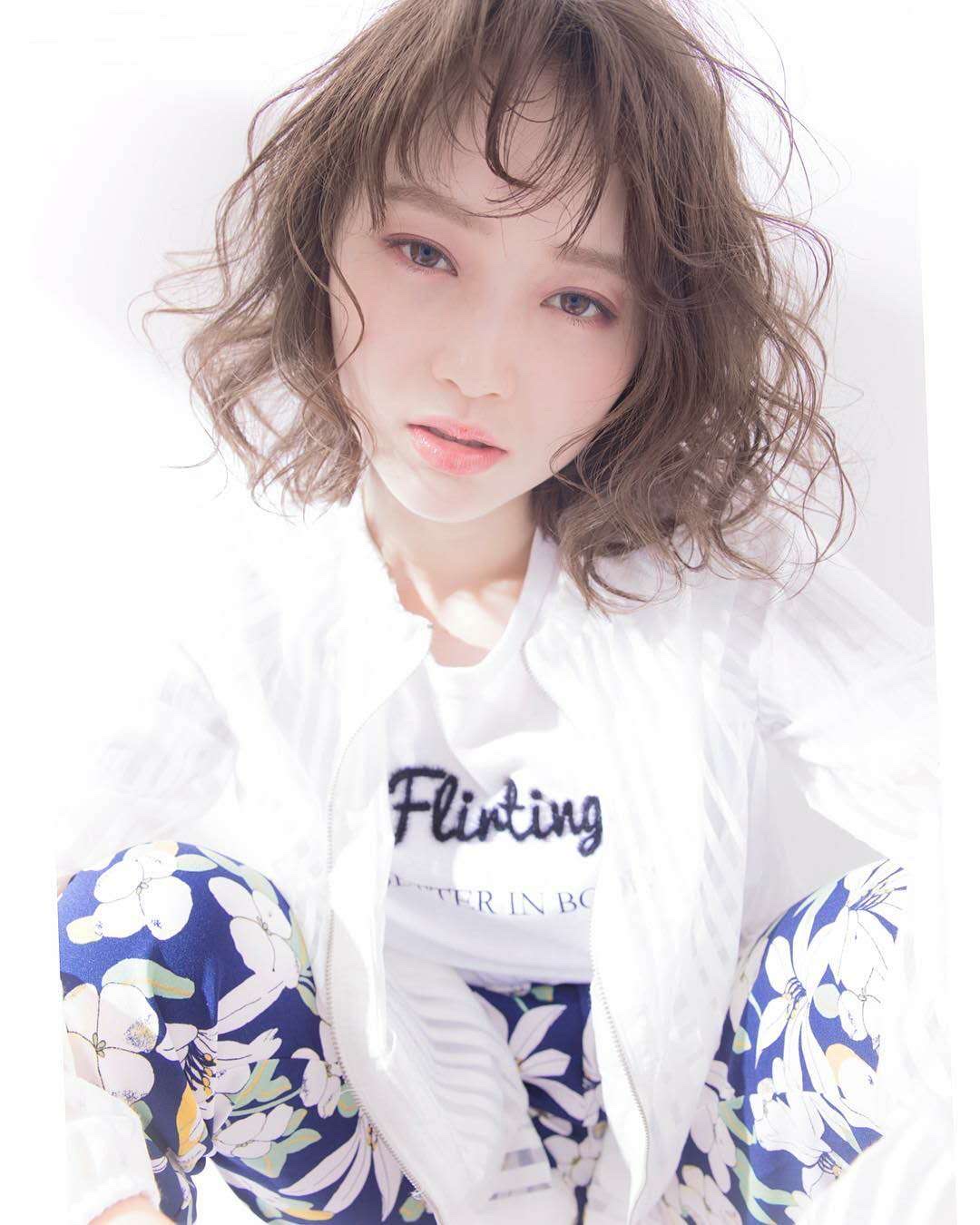 发量少又细软的女生适合什么发型(这三种发型推荐)