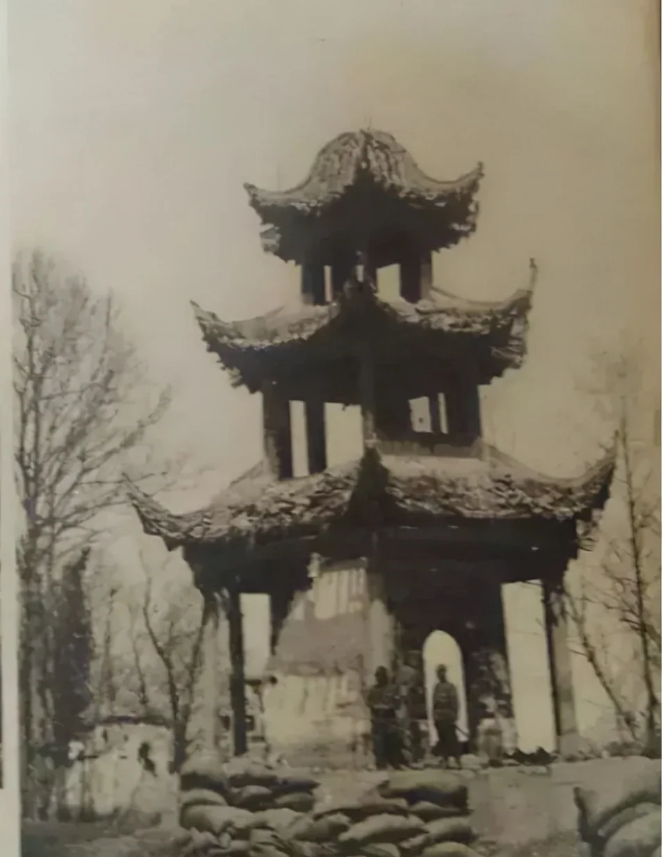 一個世紀前的滄海桑田古建築老照片是這樣的！